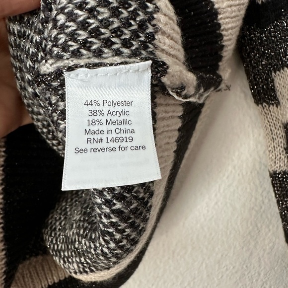 NINE WEST V Neckline Long Sleeves Small Knit Sweater BNWOT - Picture 7 of 9